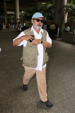 Pankaj Kapoor At International Airport on 2nd Aug 2017 (10)_598182a431c6a.JPG