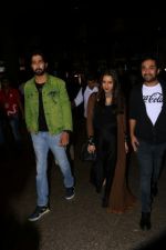 Shraddha Kapoor, Ankur Bhatia Spotted At Airport on 4th Aug 2017 (21)_5985c599ac2c6.JPG