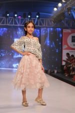 at India Kids Fashion Week 2017 on 12th Aug 2017 (203)_59916ec9ab6d3.JPG