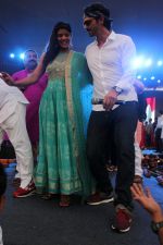 Arjun Rampal, Aishwarya Rajesh at the Song Launch Of Film Daddy In Dahi Handi Celebration on 15th Aug 2017 (111)_5993e5fc95540.JPG