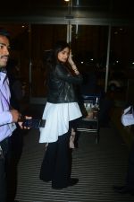 Athiya Shetty Spotted At Airport on 18th Aug 2017 (1)_599853b1a2a7c.JPG