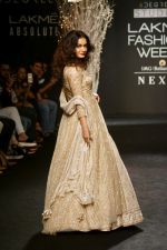 Dia Mirza Walks Ramp For Faabiina At LFW Winter Festive 2017 on 20th Aug 2017 (31)_599a7c85dff90.JPG