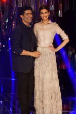 Diana Penty as Guest For Manish Malhotra At LFW Winter Festive 2017 on 20th Aug 2017 (107)_599aa2a2aec2a.JPG