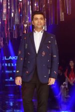 Karan Johar as Guest For Manish Malhotra At LFW Winter Festive 2017 on 20th Aug 2017 (223)_599aa37ae0fac.JPG