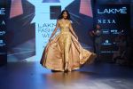 Pooja Hegde Walks Ramp For Sonaakshi Raaj At LFW Winter Festive 2017 on 20th Aug 2017 (11)_599a7caf078dd.JPG