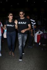 Jacqueline Fernandez, Sidharth Malhotra Spotted At Airport on 22nd Aug 2017 (24)_599e83cdccbfc.JPG