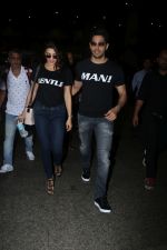 Jacqueline Fernandez, Sidharth Malhotra Spotted At Airport on 22nd Aug 2017 (33)_599e840264917.JPG