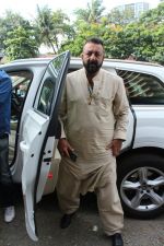Sanjay Dutt At The Shoot For The Ganesh Aarti on 23rd Aug 2017 (40)_599e747e599e0.JPG