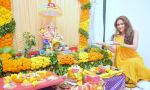 Shweta Khanduri celebrating Ganesh Chaturthi 2017 on 25th Aug 2017 (3)_59a2368fd647c.JPG