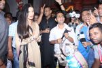 Poonam Pandey Came For Darshan At Andheri Cha Raja on 28th Aug 2017 (23)_59a50627a8f33.JPG