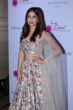 Kriti Kharbanda at the Preview Of Payal Singhals Collection on 1st Sept 2017 (55)_59aab0286075f.JPG
