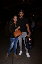 Anita Hassanandani, Rohit Reddy Spotted At Airport on 7th Sept 2017 (3)_59b0f4bd4ec4e.JPG