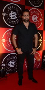 Sudhanshu Pandey at the Launch Party of Barrel & Co on 7th Sept 2017_59b1127a8593e.JPG