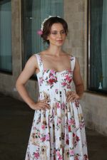 Kangana Ranaut Spotted During Promotional Interview For Film Simran on 9th Sept 2017 (19)_59b4b7060ef81.JPG