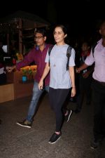 Shraddha Kapoor Spotted At Airport on 15th Sept 2017 (9)_59bc8abff1b6f.JPG