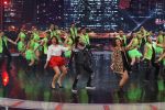 Jacqueline Fernandez, Varun Dhawan, Taapsee Pannu At Dance Plus Final Episodes on 21st Sept 2017 (104)_59c51c9100a83.JPG