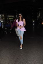 Kriti Sanon Spotted At Airport on 23rd Sept 2017