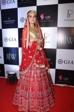 Dia Mirza Walks Ramp At IIJW on 24th Sept 2017 (1)_59c8a7c6d2232.jpg