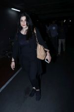 Maheep Kapoor Spotted At Airport on 28th Sept 2017 (10)_59cce2ba9edff.JPG