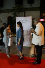 Sridevi, Boney Kapoor at the Launch Of IPhone 8 & IPhone 8+ At iAzure on 29th Sept 2017 (45)_59d21dc4aae01.JPG