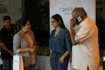 Sridevi, Boney Kapoor at the Launch Of IPhone 8 & IPhone 8+ At iAzure on 29th Sept 2017 (51)_59d21dd4eb51c.JPG