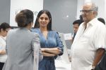 Sridevi, Boney Kapoor at the Launch Of IPhone 8 & IPhone 8+ At iAzure on 29th Sept 2017 (62).JPG_59d2239fa934b.JPG