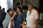 Sridevi, Boney Kapoor at the Launch Of IPhone 8 & IPhone 8+ At iAzure on 29th Sept 2017 (82)_59d21e01362b5.JPG