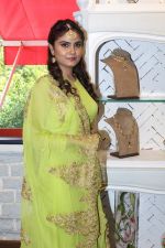 at the Launch Of Tyaani Flagship Polki Jewellery Store on 3rd Oct 2017 (24)_59d5359a9e843.JPG