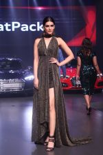 Kriti Sanon at the Red Carpet Of Luxury & Fashion As Hello! & Audi on 6th Oct 2017