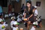 Pooja Hegde Celebrate Her Birthday With Smile Foundation Kids on 13th Oct 2017 (44)_59e1c6ec37f54.JPG