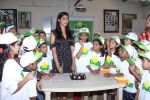 Pooja Hegde Celebrate Her Birthday With Smile Foundation Kids on 13th Oct 2017 (56)_59e1c6f3b41dc.JPG