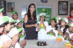 Pooja Hegde Celebrate Her Birthday With Smile Foundation Kids on 13th Oct 2017 (66)_59e1c6fcd851c.JPG