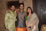 Shreyas Talpade, Tusshar Kapoor, Deepti Talpade attend Producer Ramesh Taurani Diwali Party on 15th Oct 2017