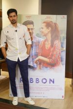 Sumeet Vyas Spotted Promoting Movie Ribbon on 30th Oct 2017 (28)_59f81a7a43d62.JPG