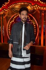 Irrfan Khan Promote Film Qarib Qarib Singlle On Set Of The Drama Company on 31st Oct 2017