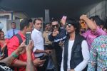 Ranveer Singh Spotted At Club Bandra Gymkhana on 31st Oct 2017 (7)_59fabf23c104a.JPG