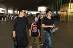 Sajid Nadiadwala with Family Spotted At Airport on 31st Oct 2017 (13)_59fabbd16954a.JPG
