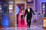 Anu Malik And Raveena Tandon On The Set The Drama Company on 6th Nov 2017 (13)_5a0150fd9e108.JPG
