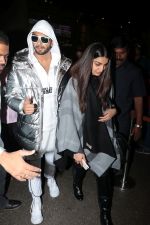 Ranveer Singh With His Sister Spotted At Airport on 16th Nov 2017 (9)_5a0e846b459dc.JPG
