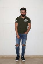 Jay Bhanushali at a party for Ed Sheeran hosted by Farah Khan at her house on 19th Nov 2017 (70)_5a130bd032aac.jpg