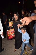 at Aaradhya Bachchan_s birthday party at Pratiksha on 19th Nov 2017 (31)_5a1304c1c3a38.jpg