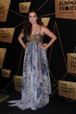 Dia Mirza at the Red Carpet Of The Runway Project on 20th Nov 2017 (63)_5a1397992d4cc.JPG