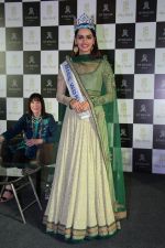 Manushi Chillar Miss World at the press conference on 27th Nov 2017 (35)_5a1d0b532ef83.JPG