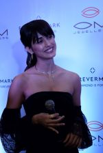 Disha Patani at the Preview Of Forevermark & Om Jewellers Festive Collection on 29th Nov 2017 (21)_5a1fa3d040ed9.JPG