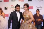 Sonam Kapoor, Harshvardhan Kapoor at the Red Carpet Of Filmfare Glamour & Style Awards on 1st Dec 2017 (217)_5a224aaa43bfb.JPG