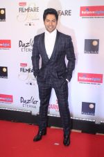 Varun Dhawan at the Red Carpet Of Filmfare Glamour & Style Awards on 1st Dec 2017