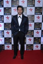 Varun Dhawan at the Red Carpet of Star Screen Awards in Mumbai on 3rd Dec 2017 (236)_5a24d07dbae86.JPG