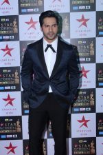 Varun Dhawan at the Red Carpet of Star Screen Awards in Mumbai on 3rd Dec 2017