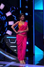Shilpa Shetty on the sets of Super Dancer Chapter 2 on 11th Dec 2017 (443)_5a2f659edb9ac.JPG