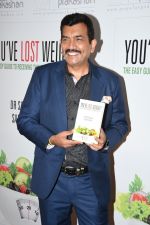 Sanjeev Kapoor At The Book Launch Of YOU_VE LOST WEIGHT on 12th Dec 2017 (15)_5a30d3deb6b3b.JPG